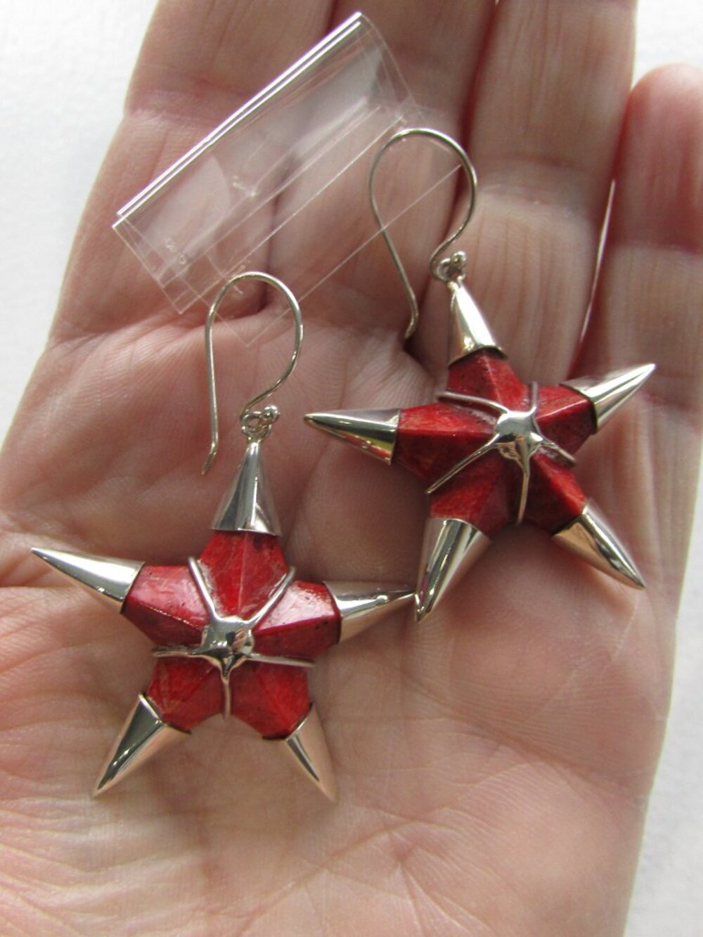 925 Sterling Silver Sponge Coral Star Earrings - NEW